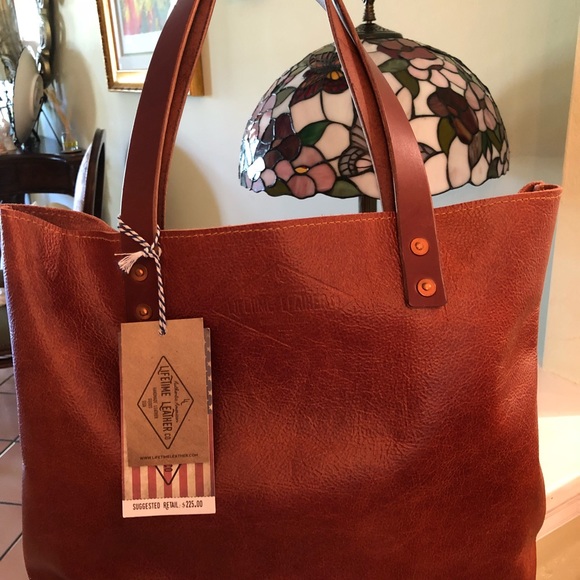 Leather tote - Picture 3 of 7